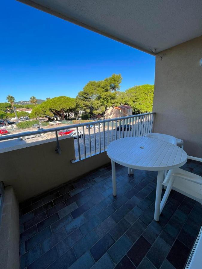 Port De Hyeres Studio 2 A 4 Personnes Avec Parking Kültér fotó